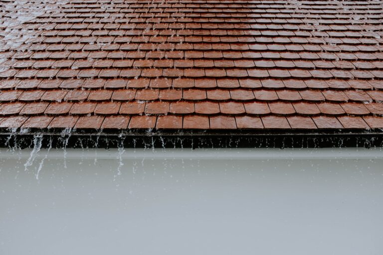 Réfection de couverture avec traitement hydrofuge